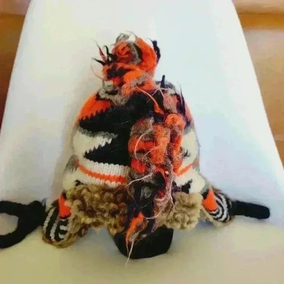 AMERICAN EAGLE OUTFITTERS Trapper Hat One Size Knit Hat ChulloUnisex - Picture 5 of 14